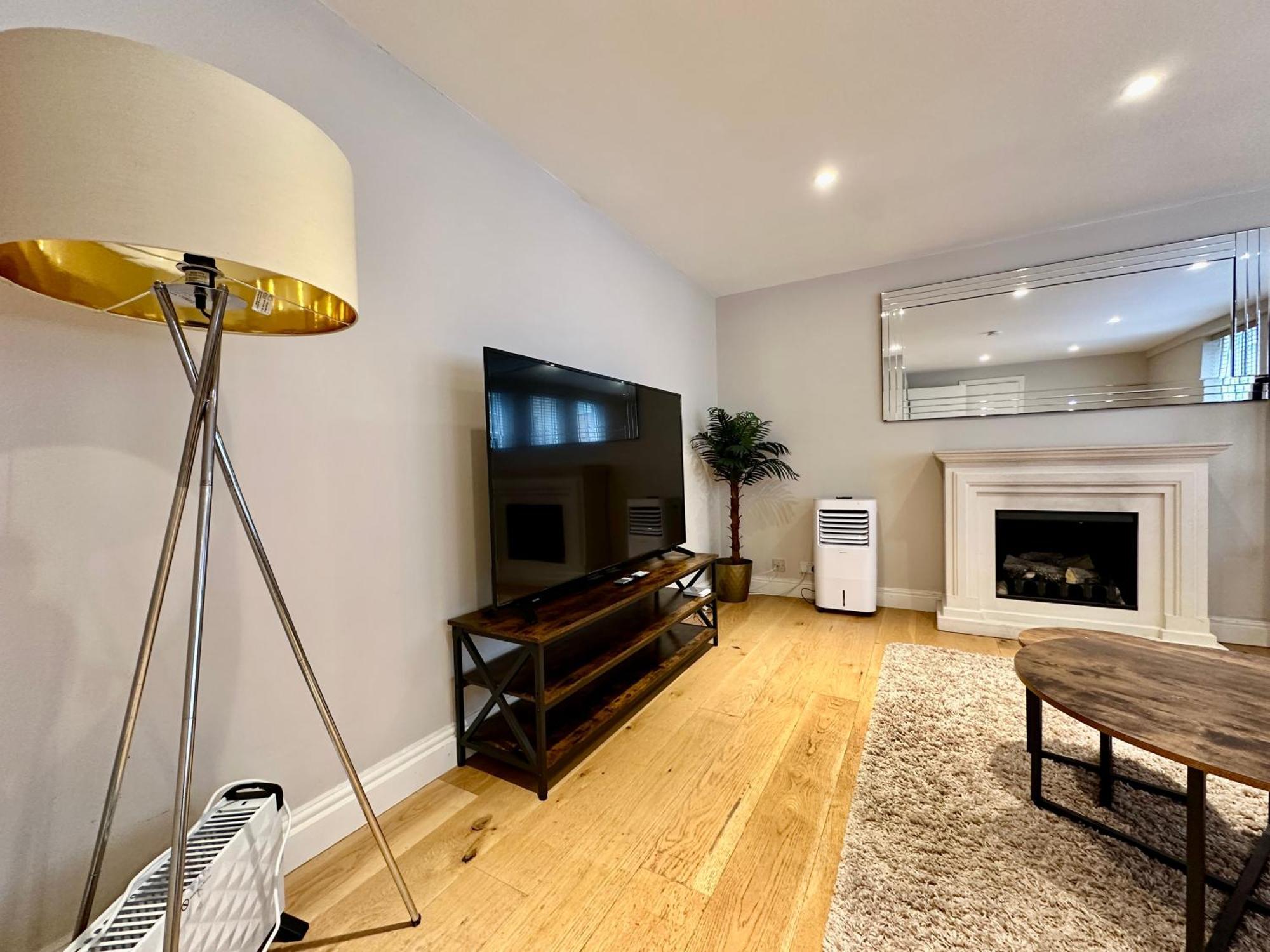 Appartamento Kensington 2bed Stucco Bright Large High Ceilings - Luxurylondonstays *