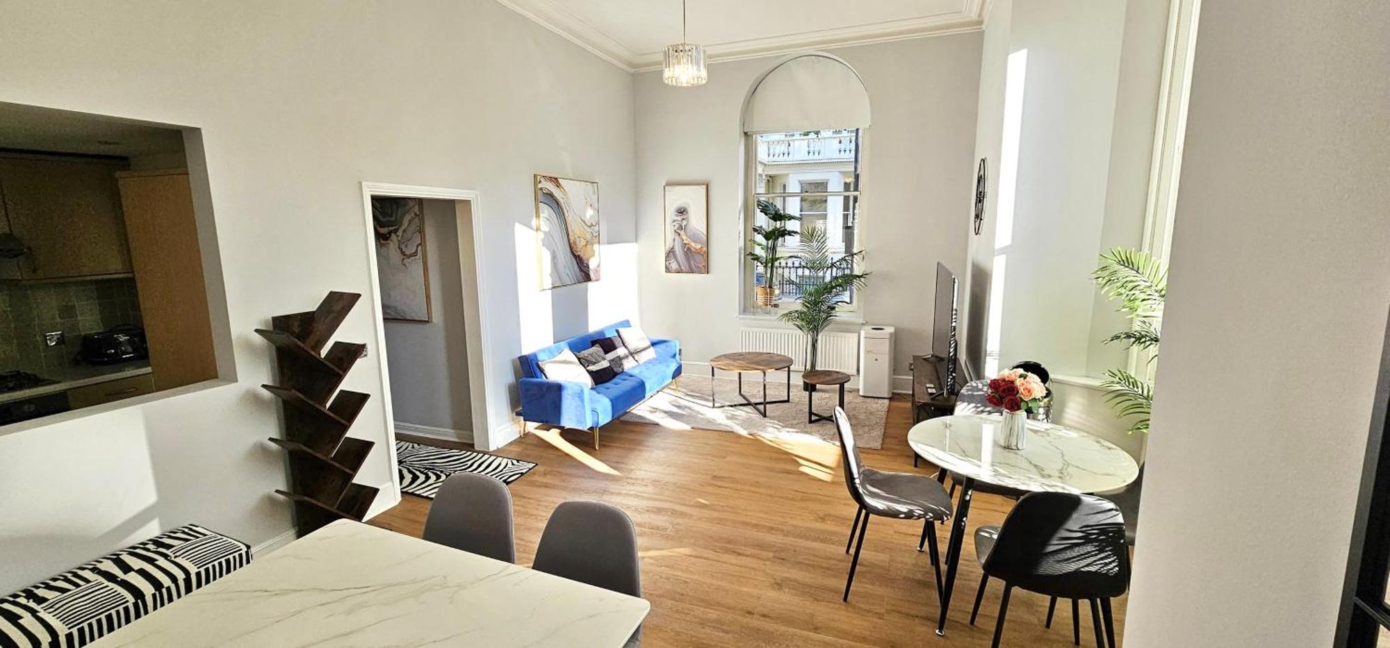 Kensington 2bed Stucco Bright Large High Ceilings - Luxurylondonstays Londra