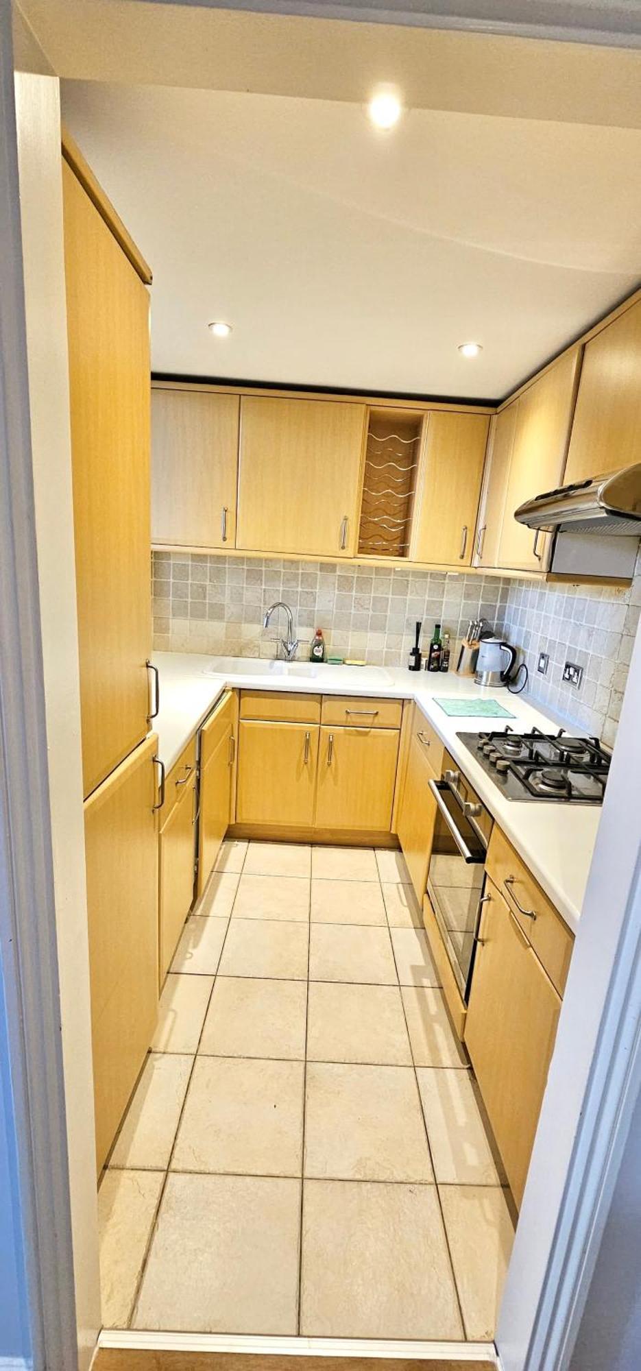 Kensington 2bed Stucco Bright Large High Ceilings - Luxurylondonstays Apartment