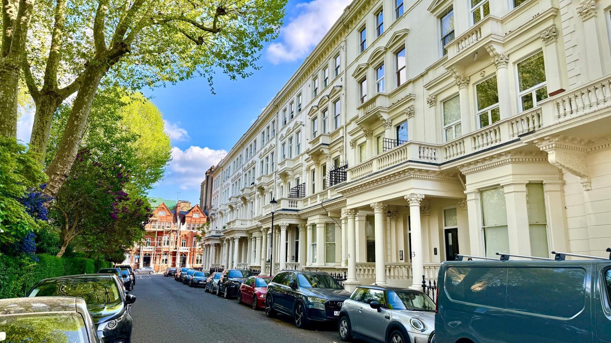 Kensington 2bed Stucco Bright Large High Ceilings - Luxurylondonstays Apartment London